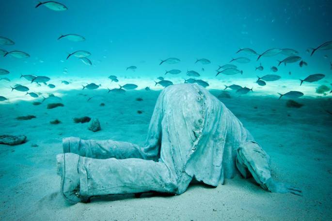 Amor fasullo reclama a se offerte di dolore