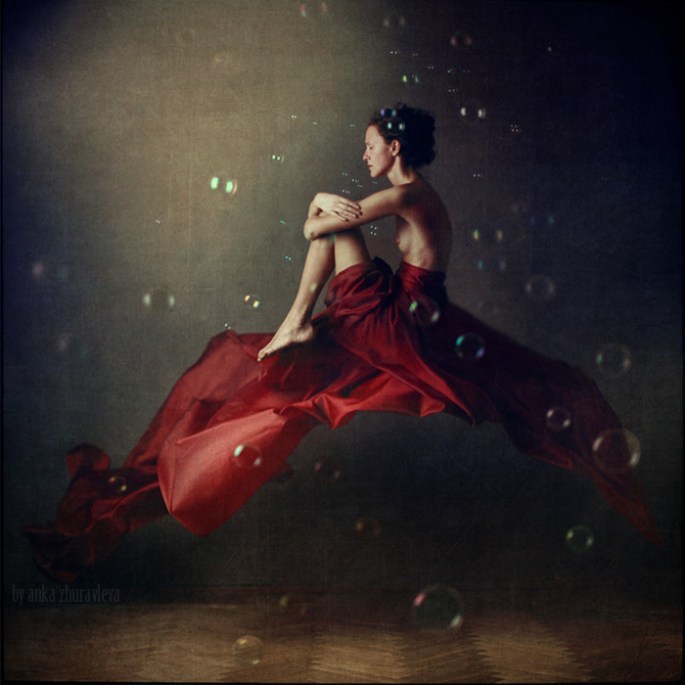 photo by Anka Zhuravleva